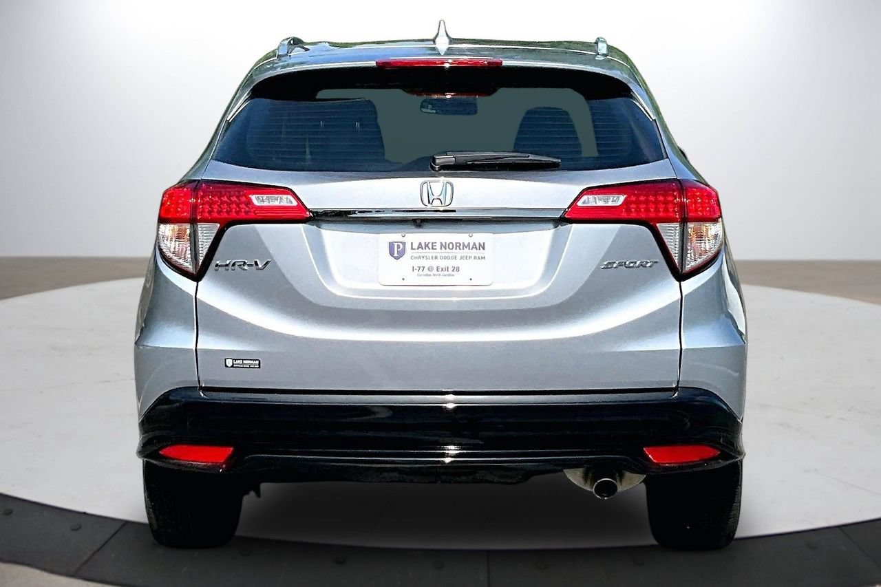 Used 2019 Honda HR-V Sport image 8