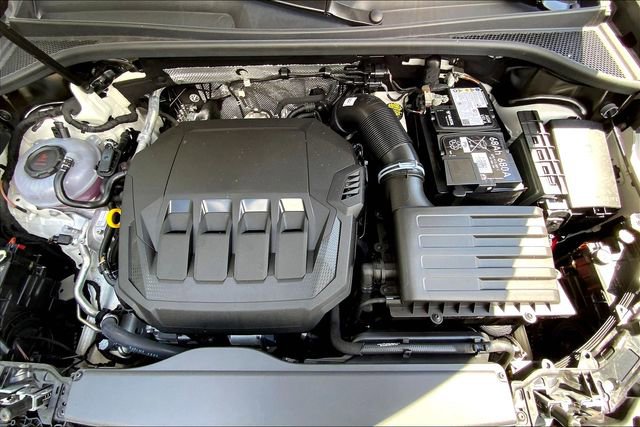 New 2025 Audi Q3 2.0T Premium image 10