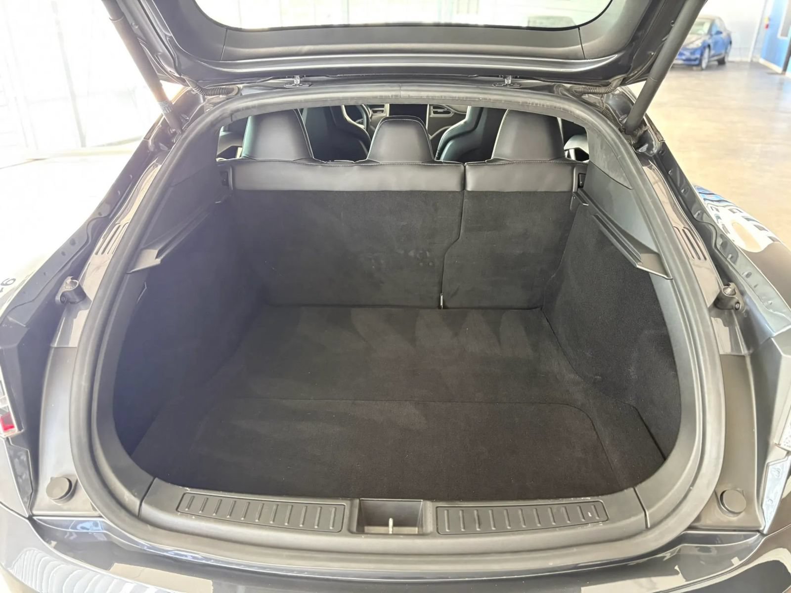Used 2015 Tesla Model S 85D AWD/4WD image 18