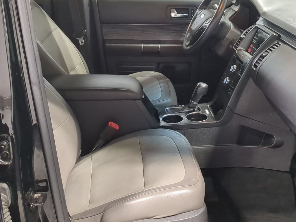 Used 2018 Ford Flex SEL w/ Equipment Group 202A AWD/4WD image 27