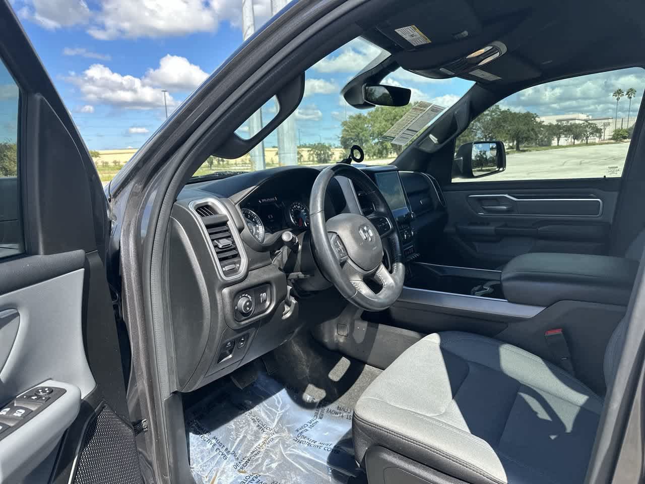 Used 2022 RAM 1500 Big Horn AWD/4WD image 10
