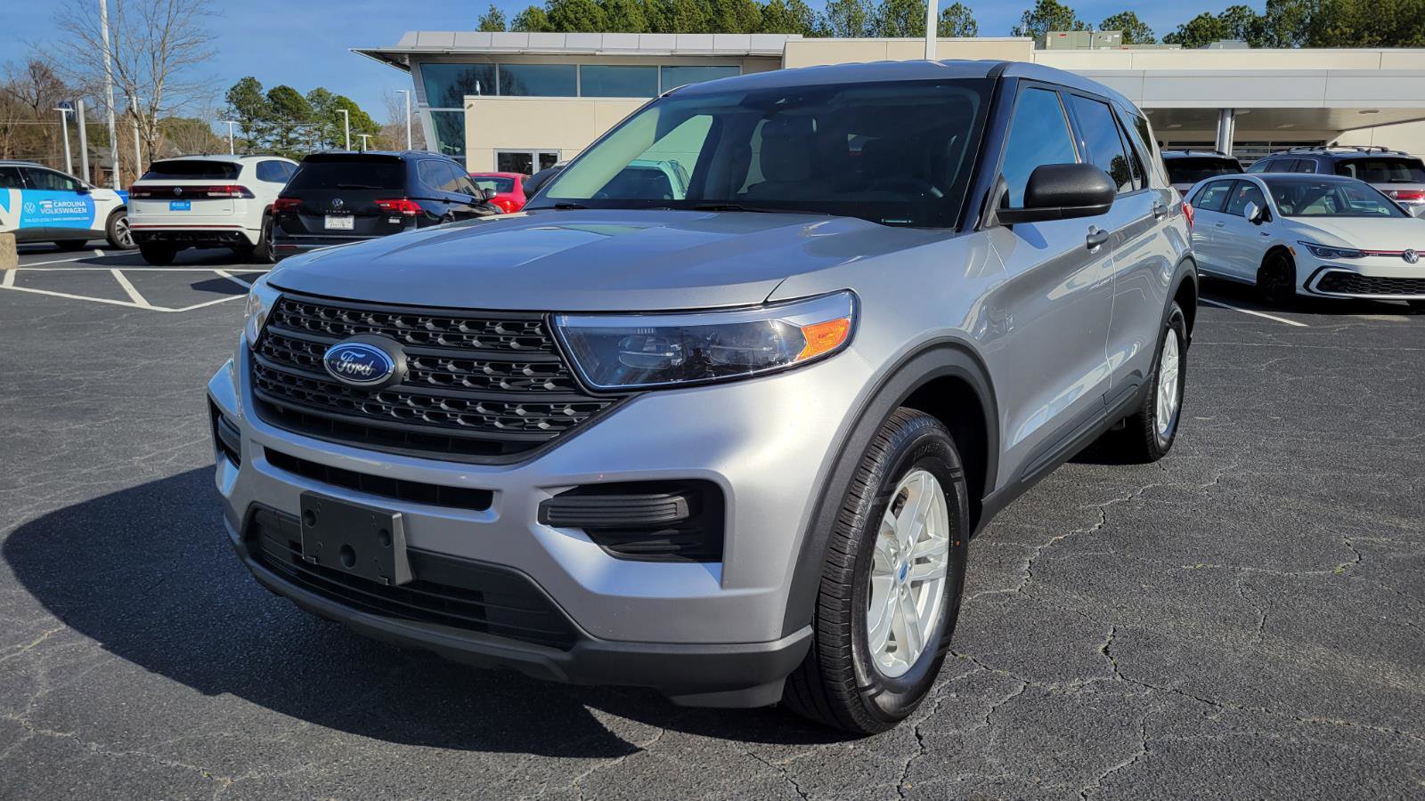 Used 2022 Ford Explorer Base image 1