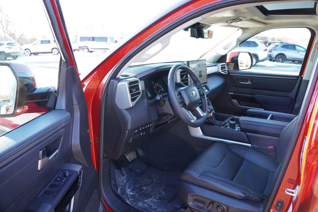 Used 2023 Toyota Tundra Limited image 15
