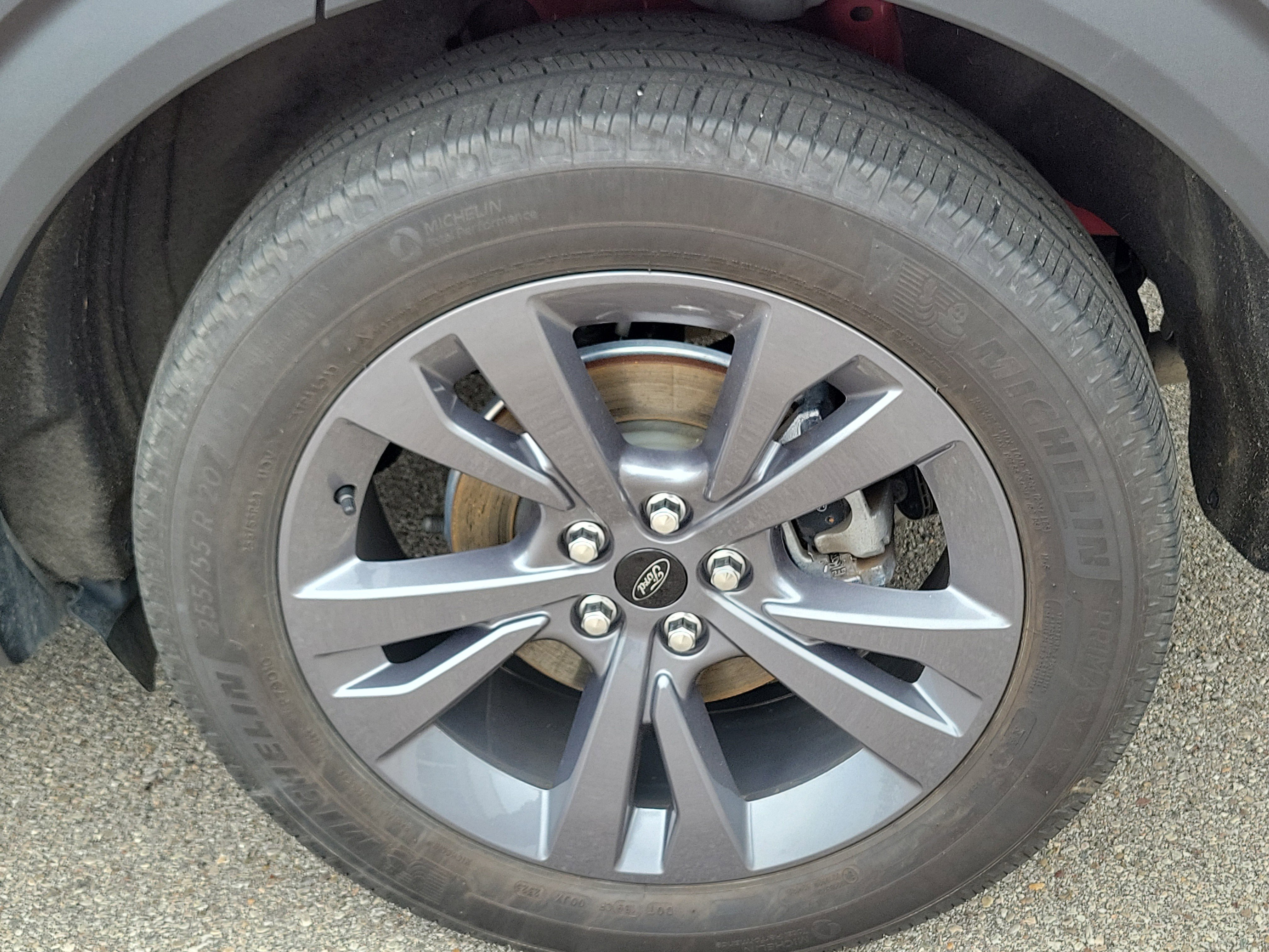 Used 2023 Ford Explorer XLT w/ Equipment Group 202A AWD/4WD image 5