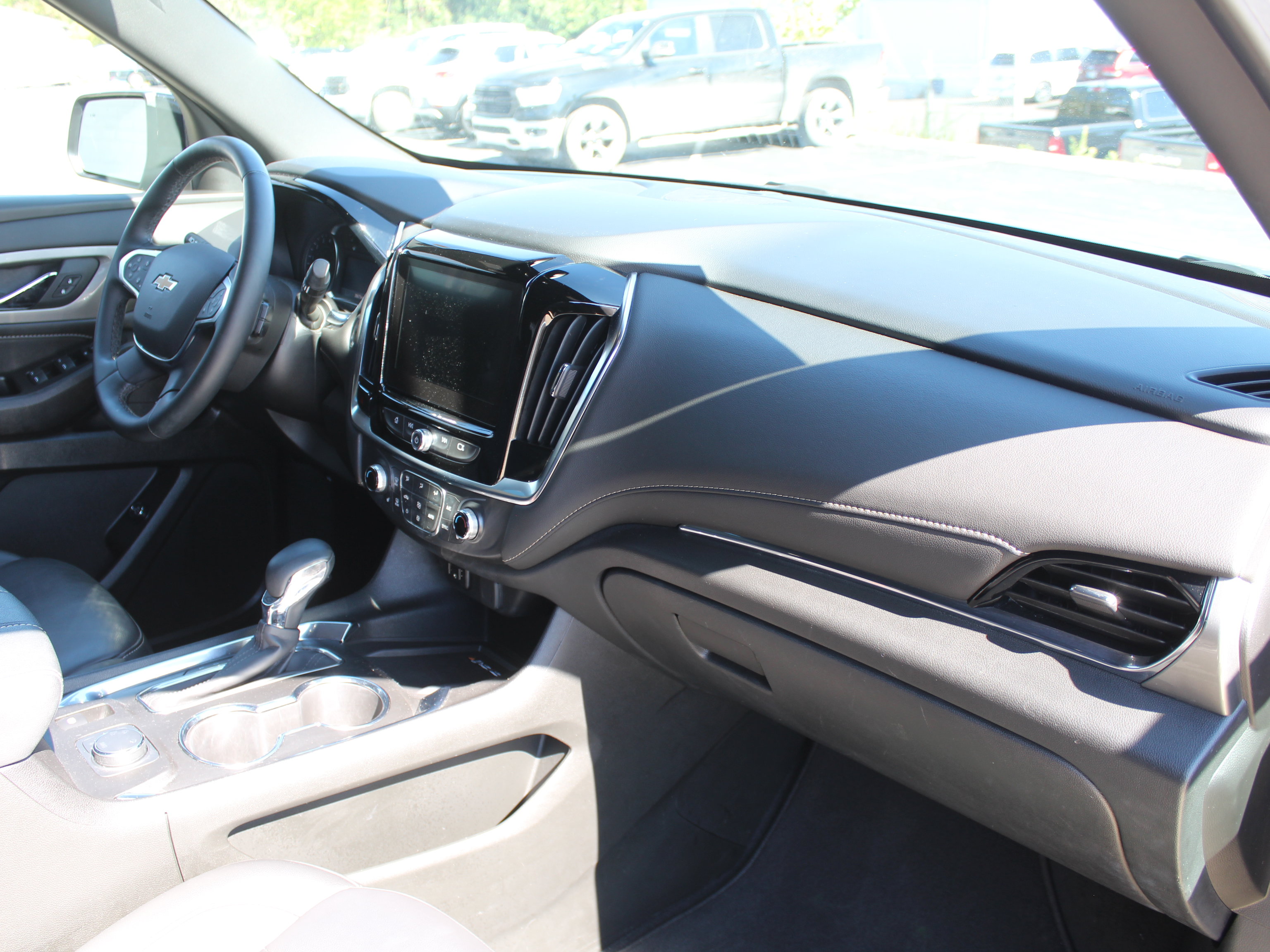 Certified 2023 Chevrolet Traverse LT AWD/4WD image 30