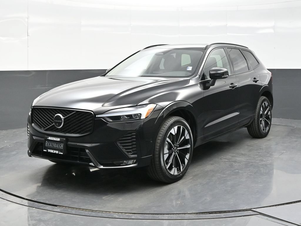 Used 2026 Volvo XC60 B5 Plus AWD/4WD image 2
