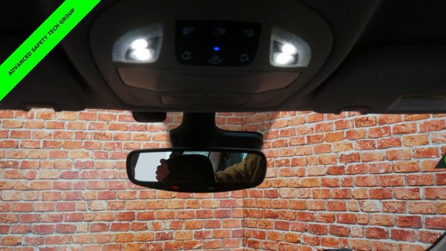 Used 2019 Chrysler Pacifica Touring-L w/ Advanced Safetytec Group image 32