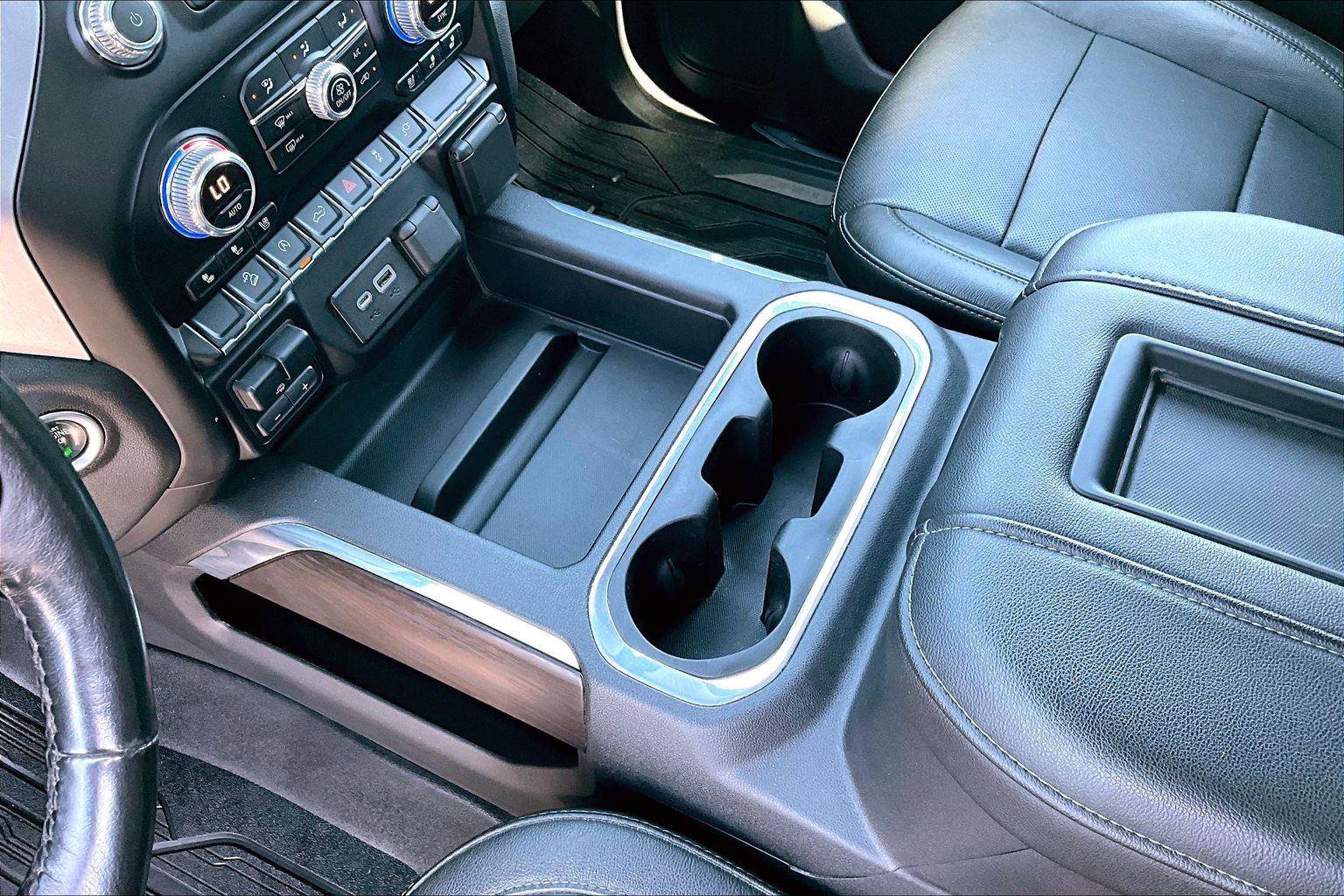 Used 2019 GMC Sierra 1500 SLT w/ SLT Premium Package AWD/4WD image 16