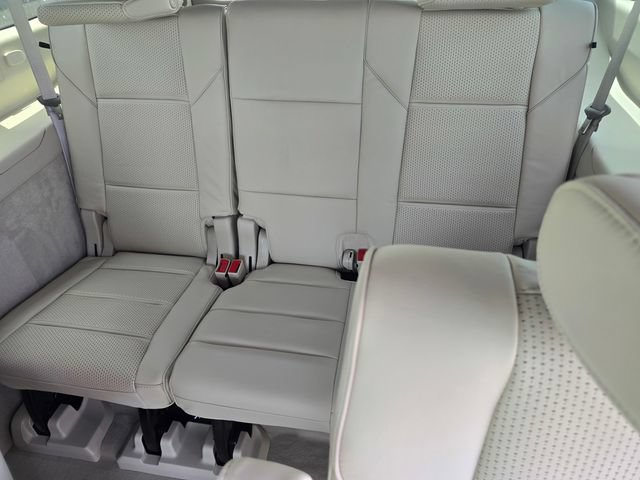 New 2026 Cadillac Escalade ESV Platinum Sport AWD/4WD image 12