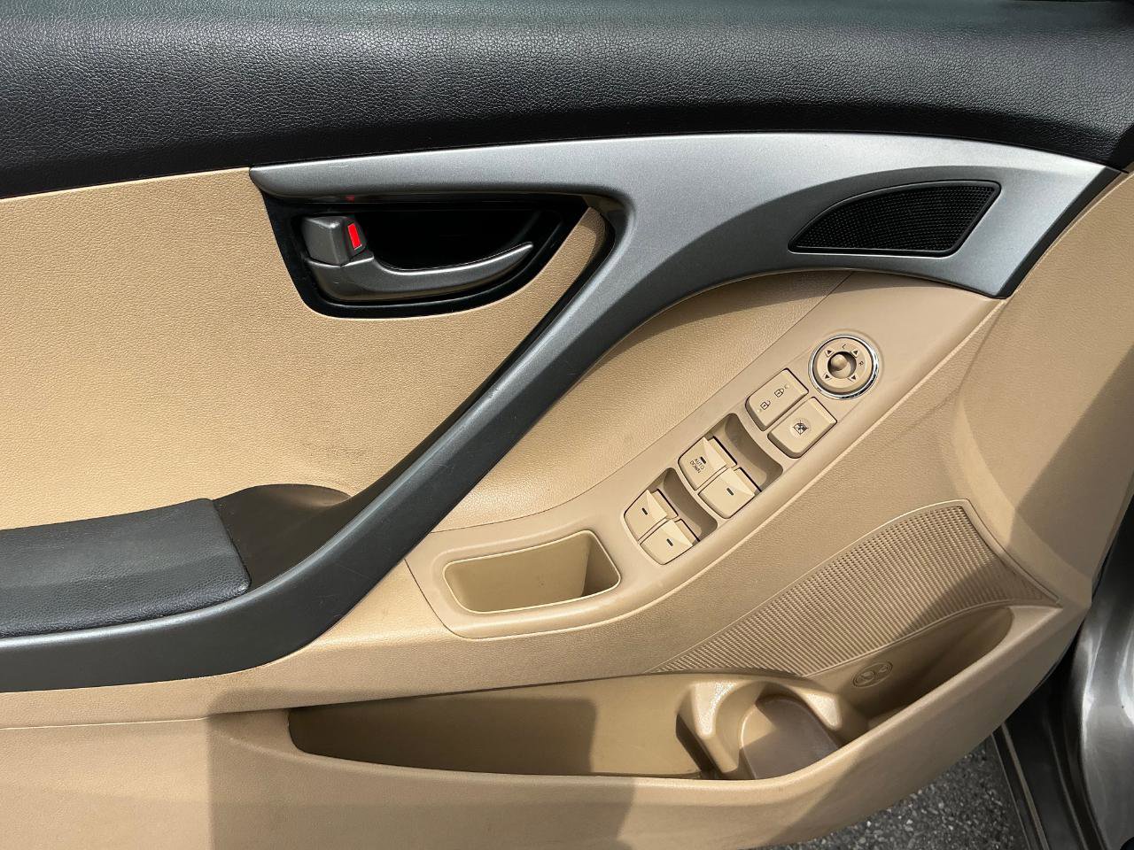 Used 2013 Hyundai Elantra GLS FWD image 14