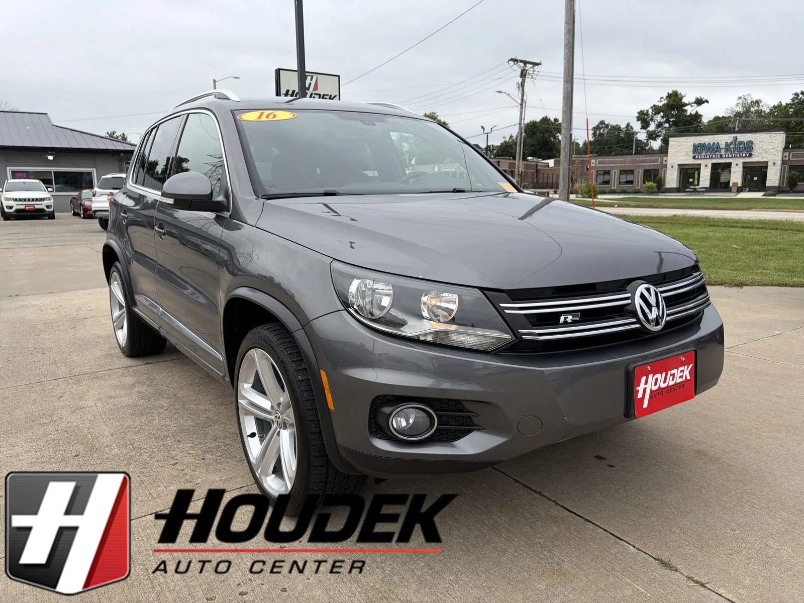 Used 2016 Volkswagen Tiguan R-Line