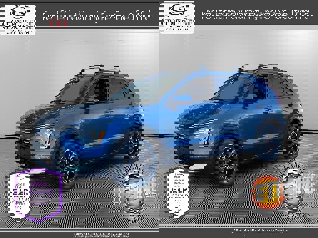 New 2025 Kia Niro EX image 1