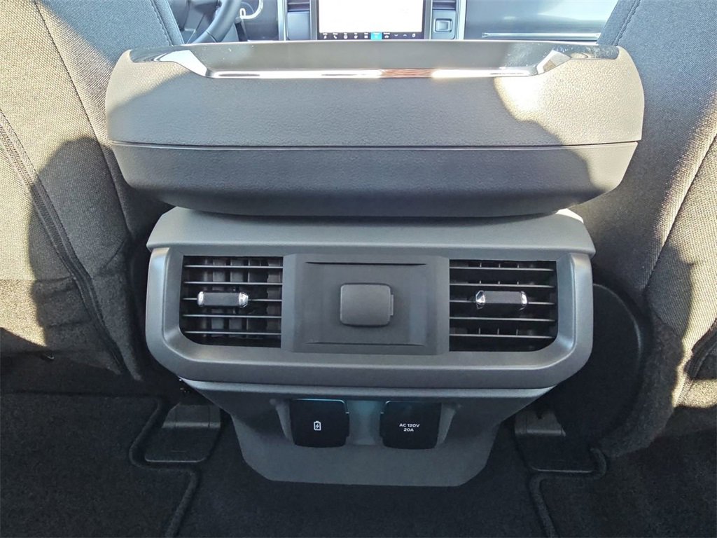 Used 2023 Ford F150 Lightning XLT image 21