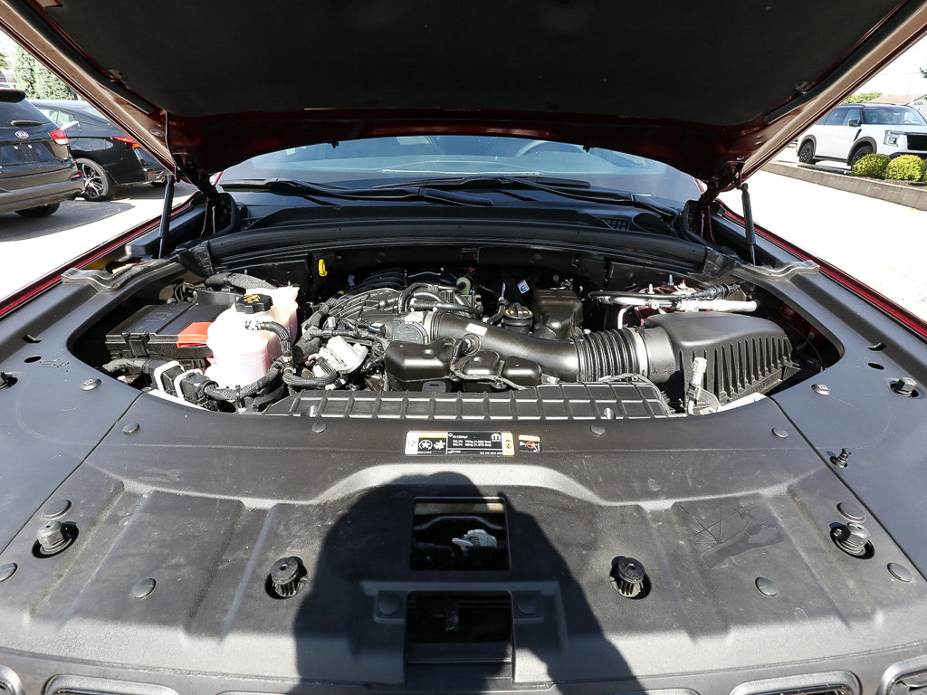 Used 2025 Jeep Grand Cherokee Altitude AWD/4WD image 19