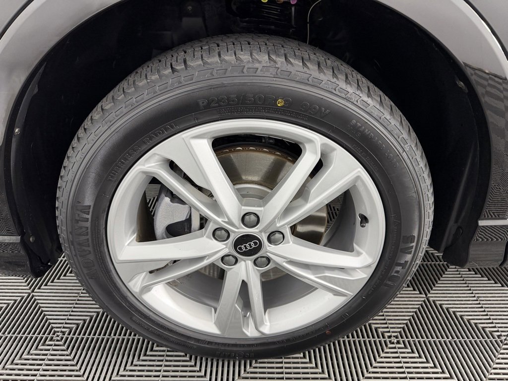 Used 2023 Audi Q3 2.0T Premium image 11