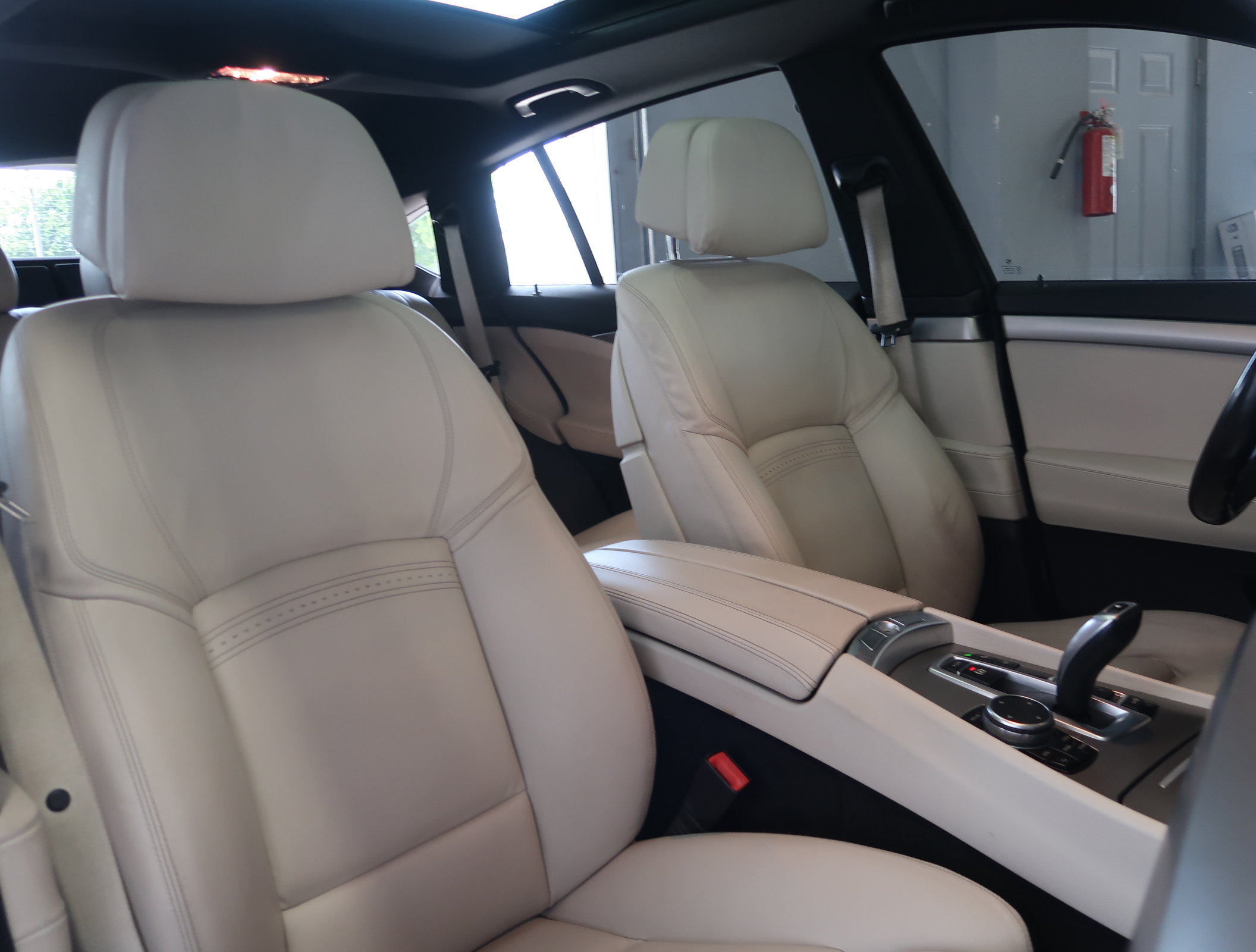 Used 2017 BMW 535i Gran Turismo RWD image 13
