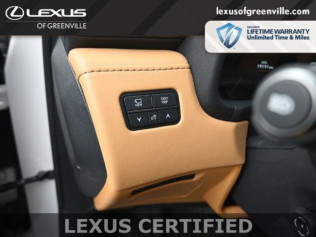 Certified 2024 Lexus LX 600 4WD w/ Appearance Package image 11