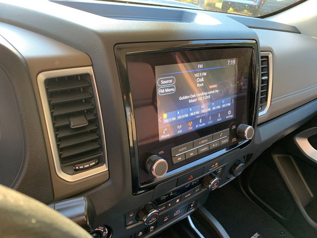 Used 2022 Nissan Frontier SV AWD/4WD image 25
