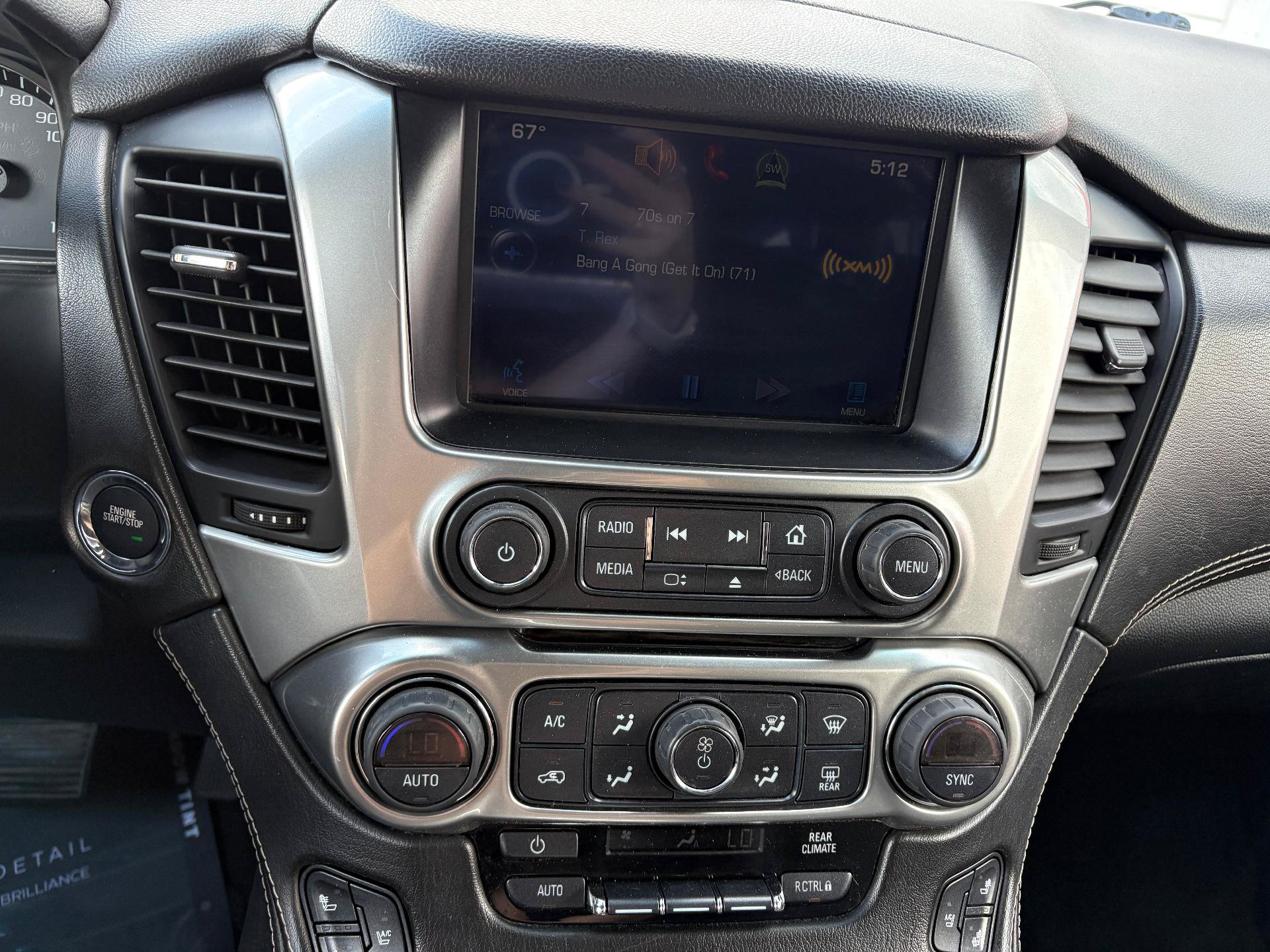 Used 2015 Chevrolet Suburban LTZ AWD/4WD image 32
