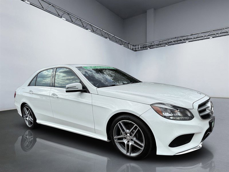 Used 2014 Mercedes-Benz E 350 4MATIC Sedan image 9