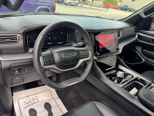 Used 2024 Jeep Wagoneer Series II AWD/4WD image 28