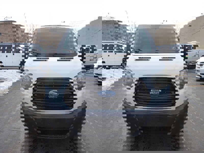 Used 2015 Ford Transit 350 XL image 2