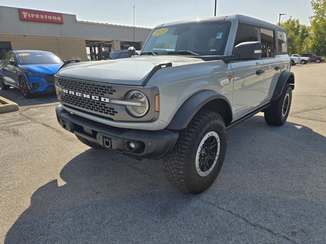 Used 2023 Ford Bronco Badlands w/ Sasquatch Package image 7