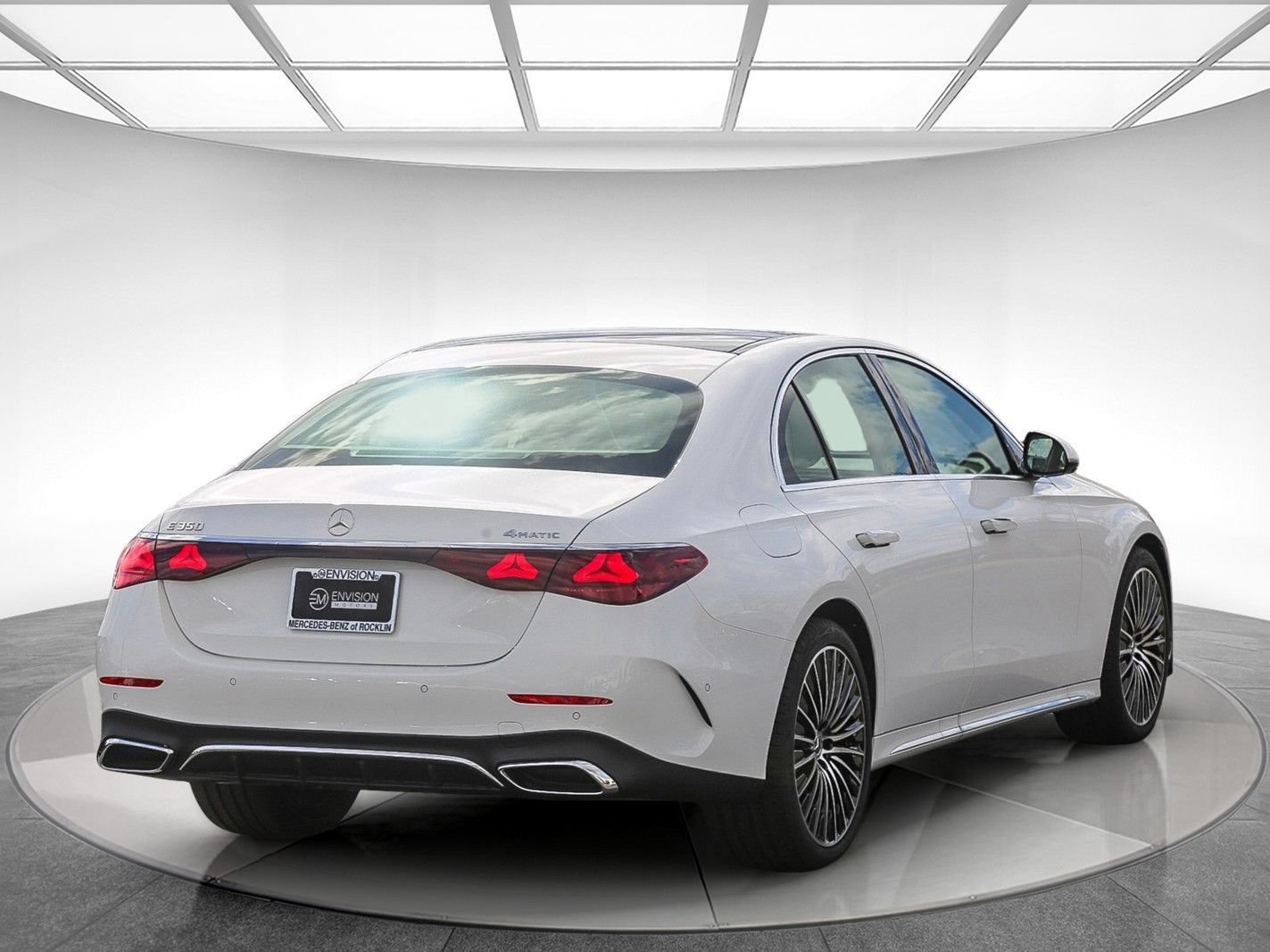 New 2024 Mercedes-Benz E 350 4MATIC Sedan image 7