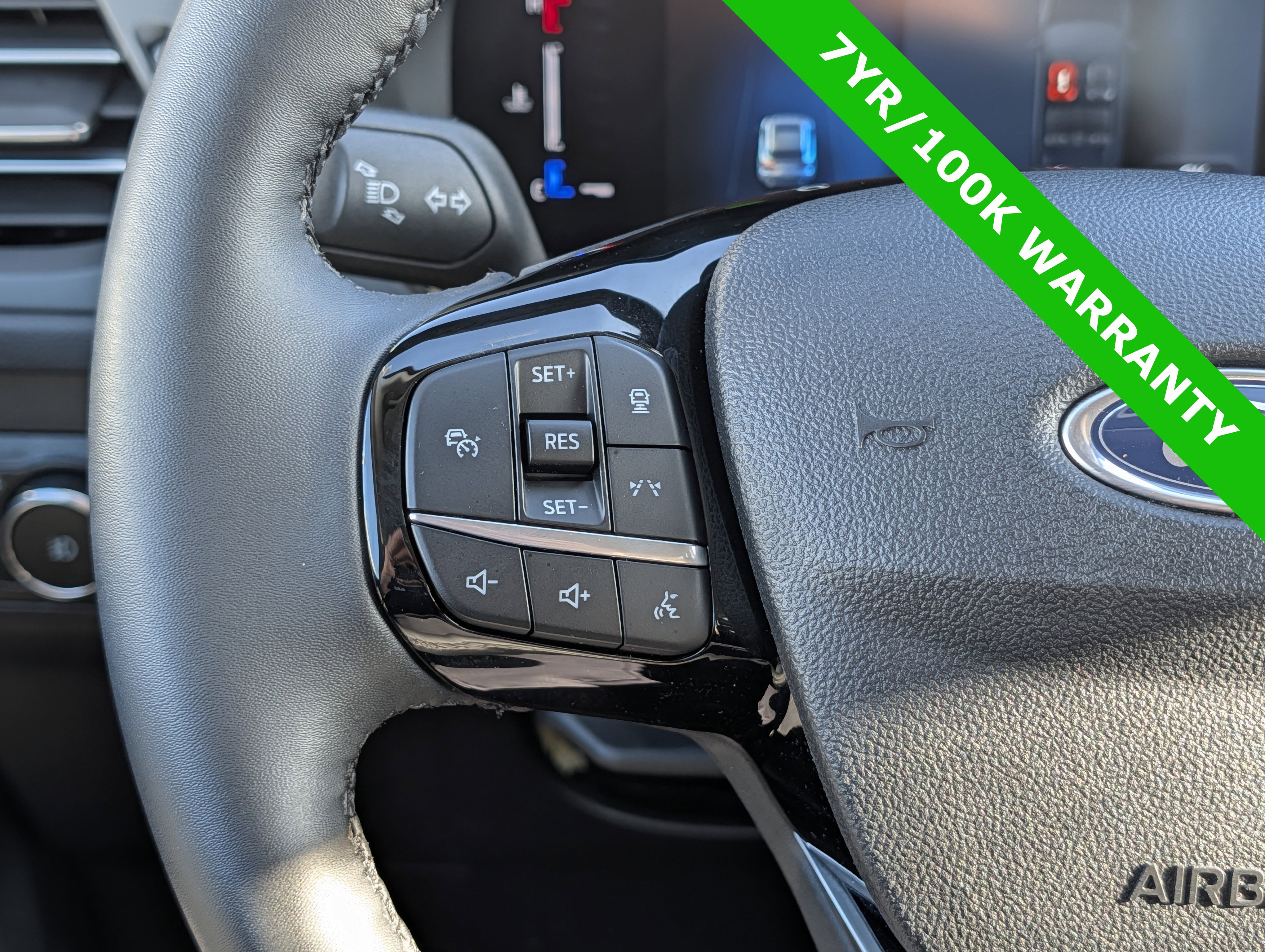 Certified 2023 Ford Escape SE image 25