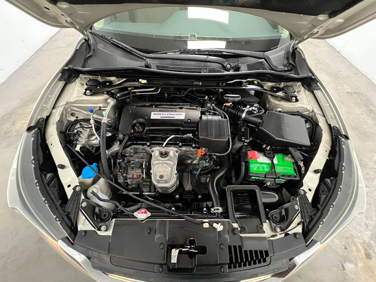 Used 2014 Honda Accord EX-L image 31