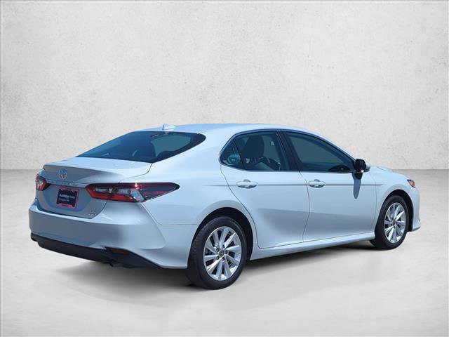 Used 2024 Toyota Camry LE AWD/4WD image 6