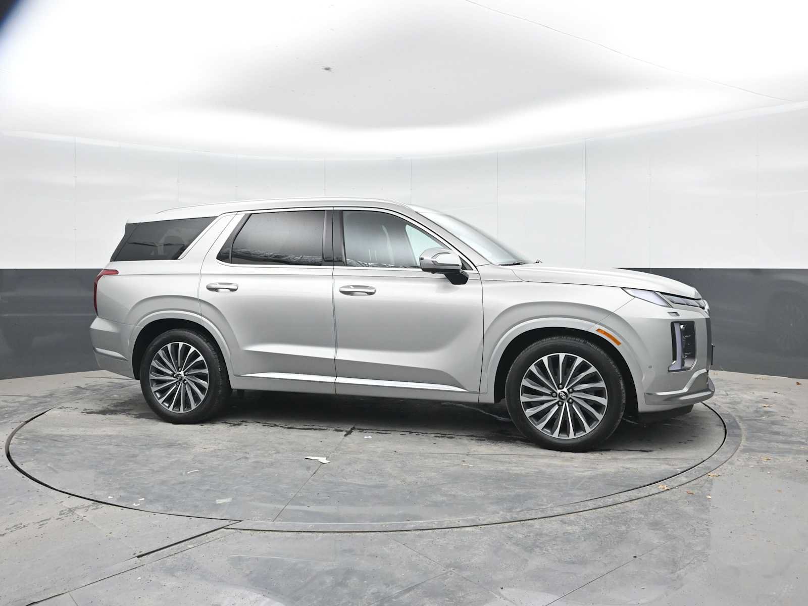 Used 2025 Hyundai Palisade Calligraphy AWD/4WD image 8