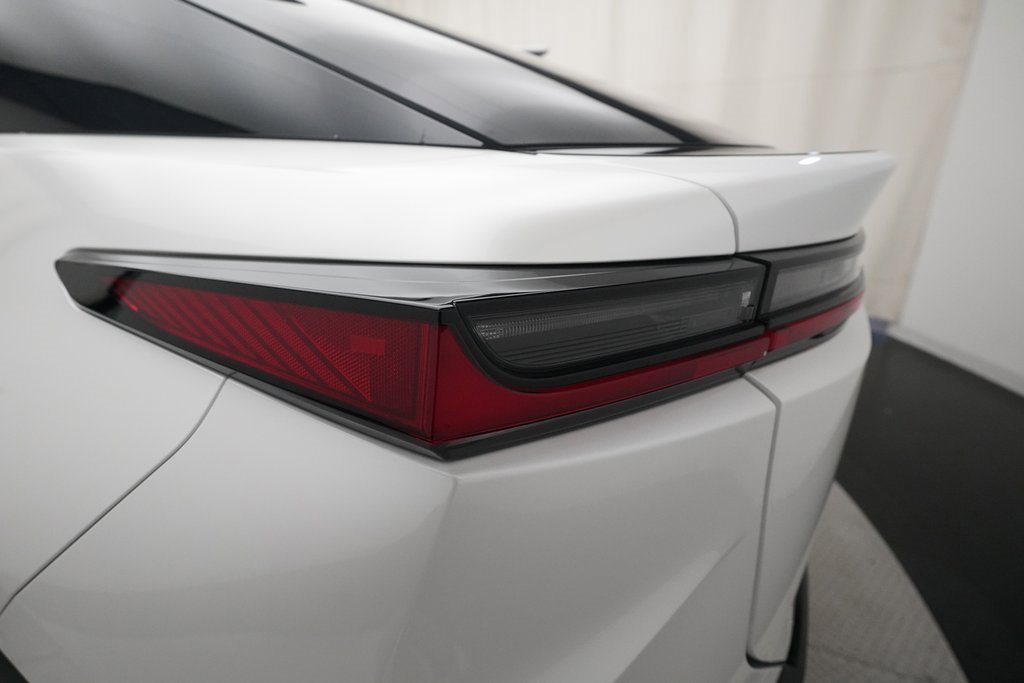 Used 2025 Lexus RZ 300e image 30