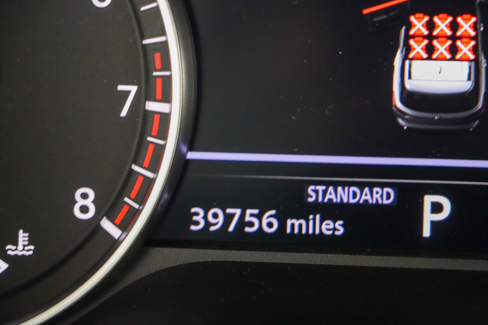 Used 2023 Nissan Pathfinder SL w/ Lighting Package (N92) image 16