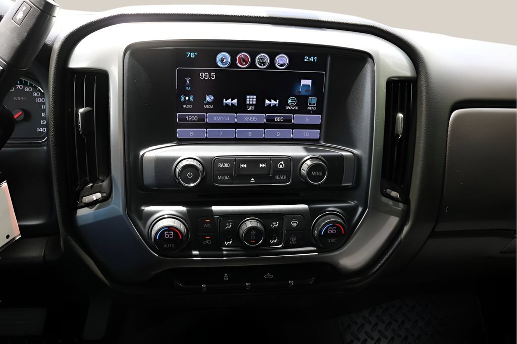 Used 2018 Chevrolet Silverado 1500 LT w/ Texas Edition RWD image 22