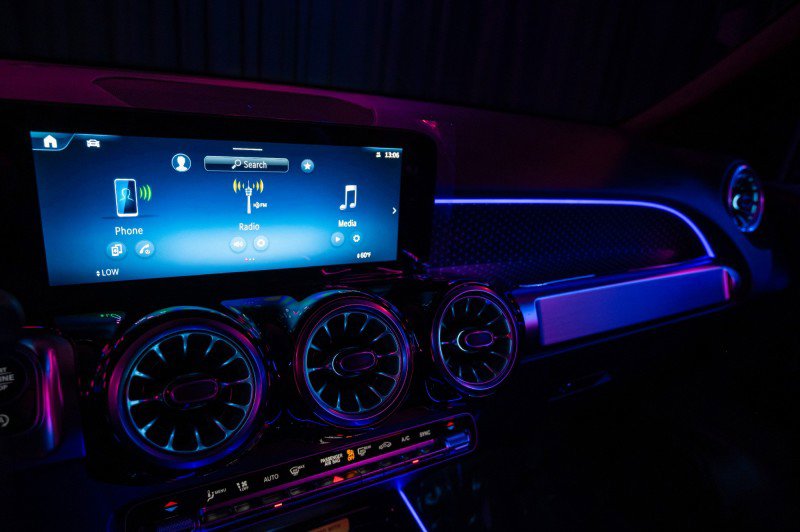 New 2025 Mercedes-Benz GLB 250 image 19