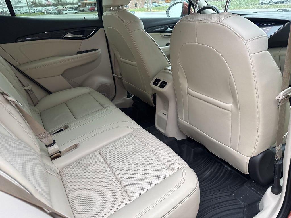 Used 2022 Buick Envision Essence w/ Safety Package image 36