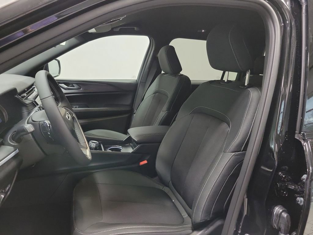 New 2025 Jeep Grand Cherokee L Laredo w/ Luxury Tech Group I image 12