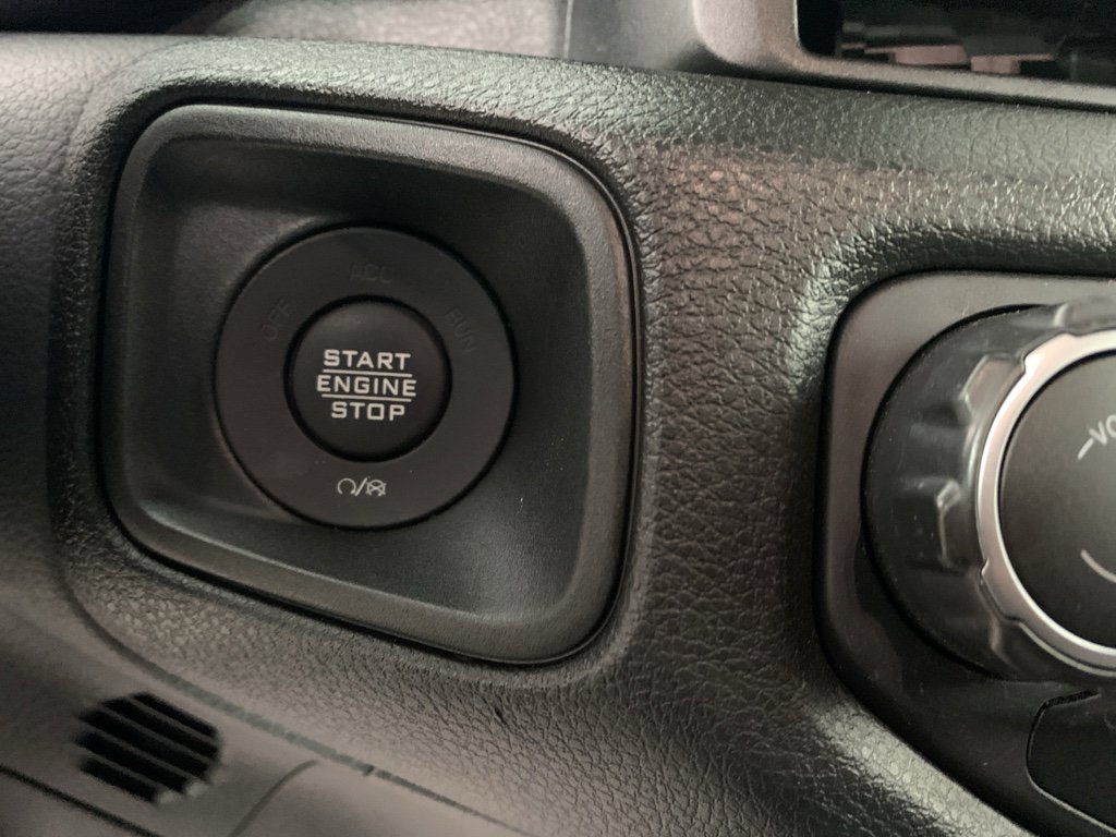 Used 2024 Jeep Wrangler Sport S image 17