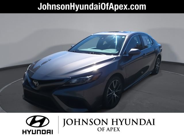 Used 2021 Toyota Camry SE