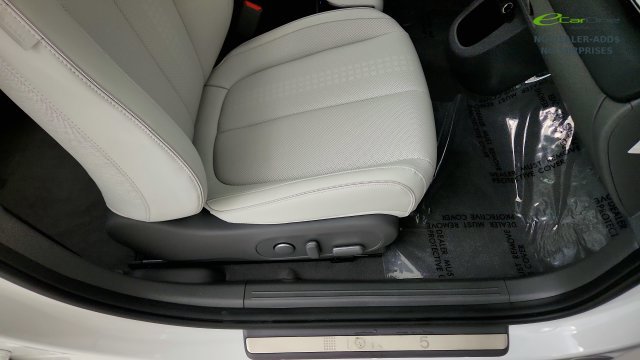 Used 2024 Hyundai Ioniq 5 Limited RWD image 35