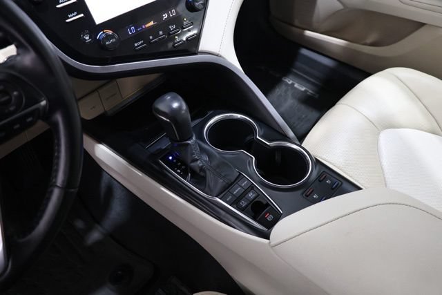 Used 2020 Toyota Camry XLE w/ Driver Assist Package FWD image 27
