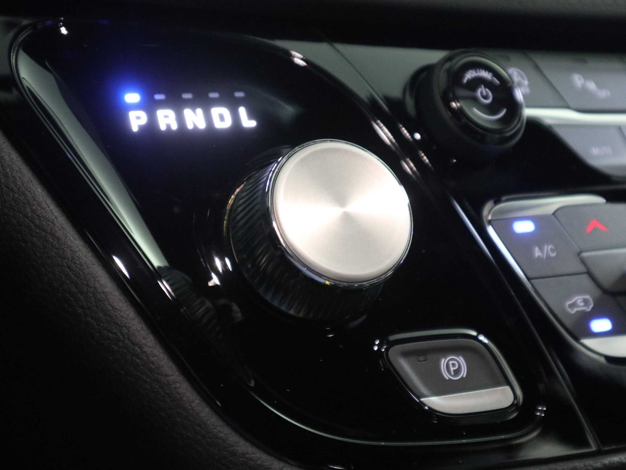 New 2026 Chrysler Pacifica Select image 28