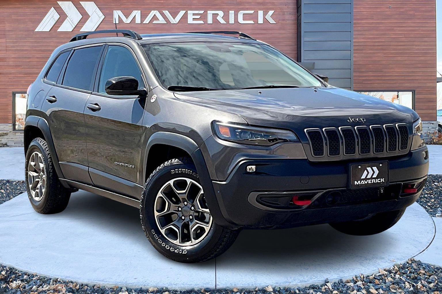Used 2022 Jeep Cherokee Trailhawk w/ Sun, Sound & Nav Group image 1