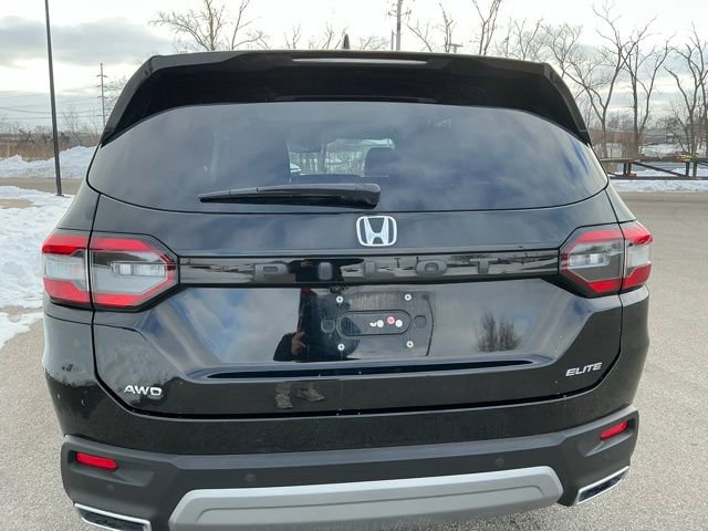 Used 2023 Honda Pilot Elite image 9