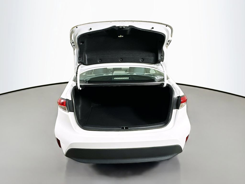 Used 2023 Toyota Corolla LE FWD image 34