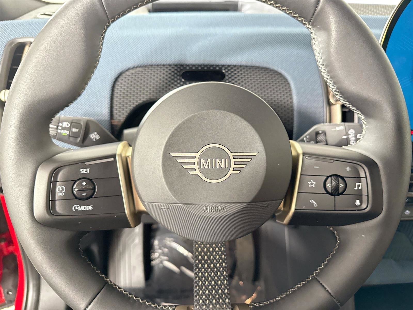 Used 2025 MINI Cooper Countryman S w/ Comfort Package Max image 16