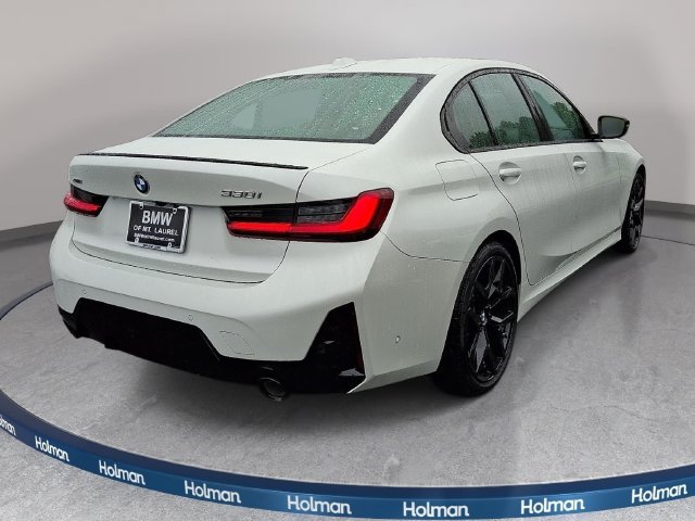 New 2026 BMW 330i xDrive Sedan w/ M Sport Package AWD/4WD image 4