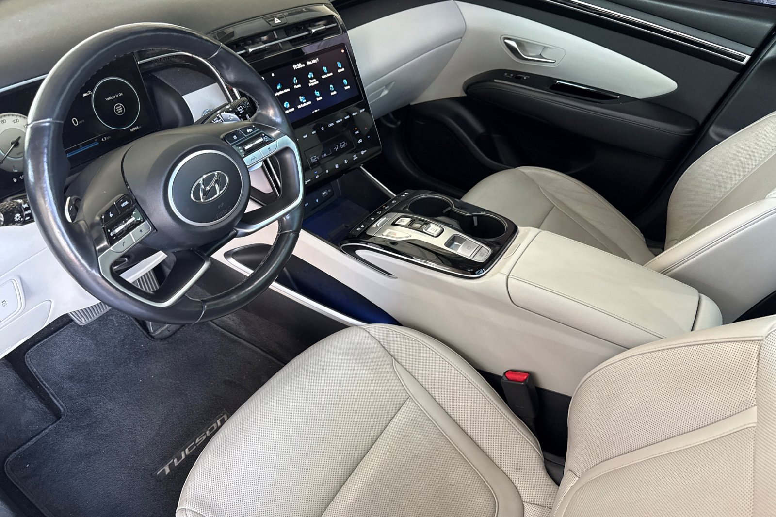 Used 2022 Hyundai Tucson Limited w/ Cargo Package FWD image 10