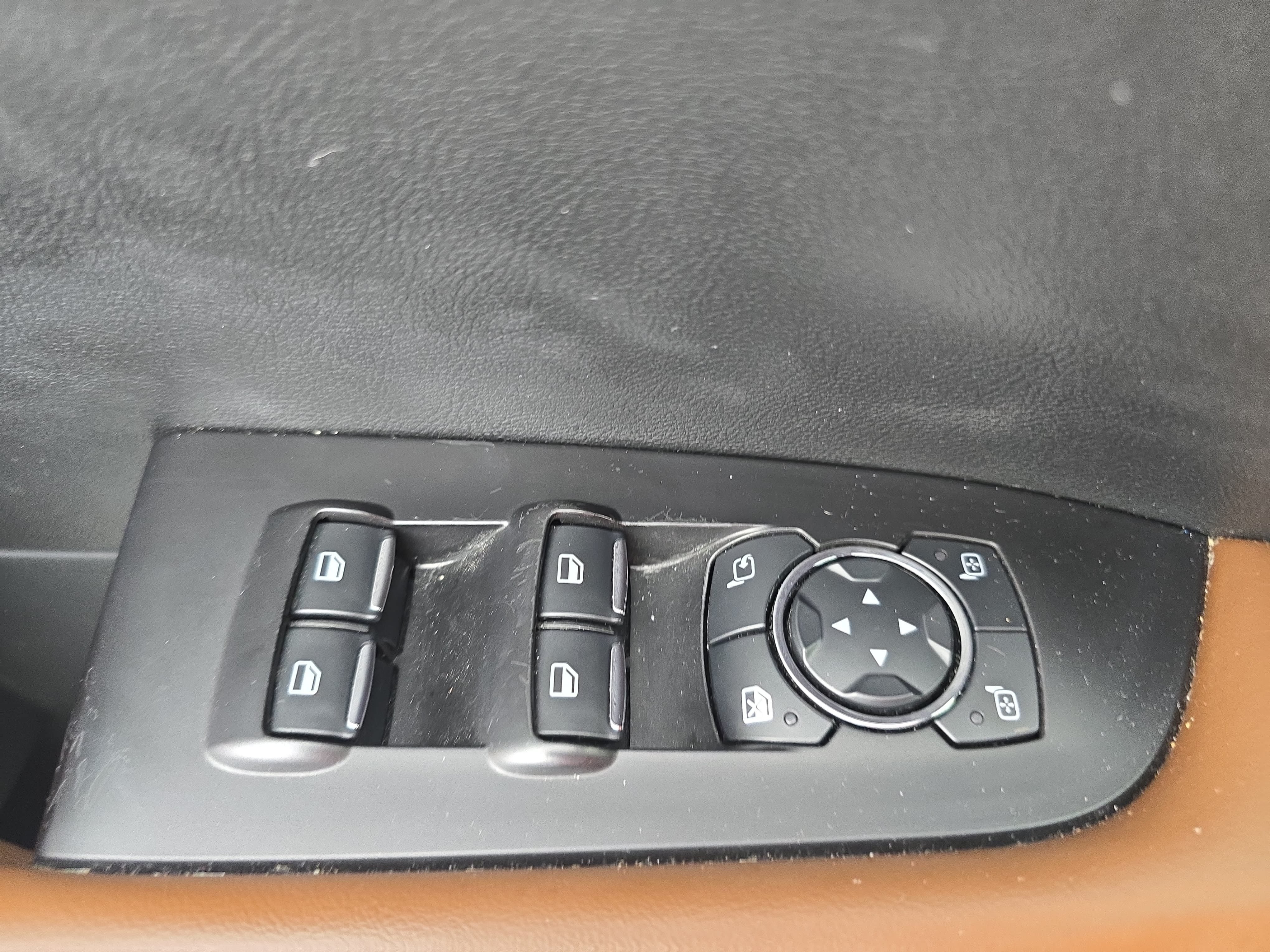 Used 2023 Lincoln Nautilus Reserve FWD image 28